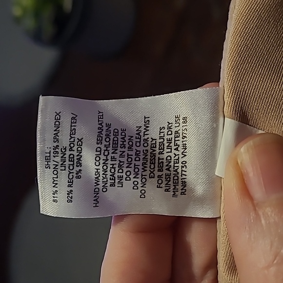 Shade & shore lavender Heavy support underwire padded bikini top great condition - Picture 12 of 12